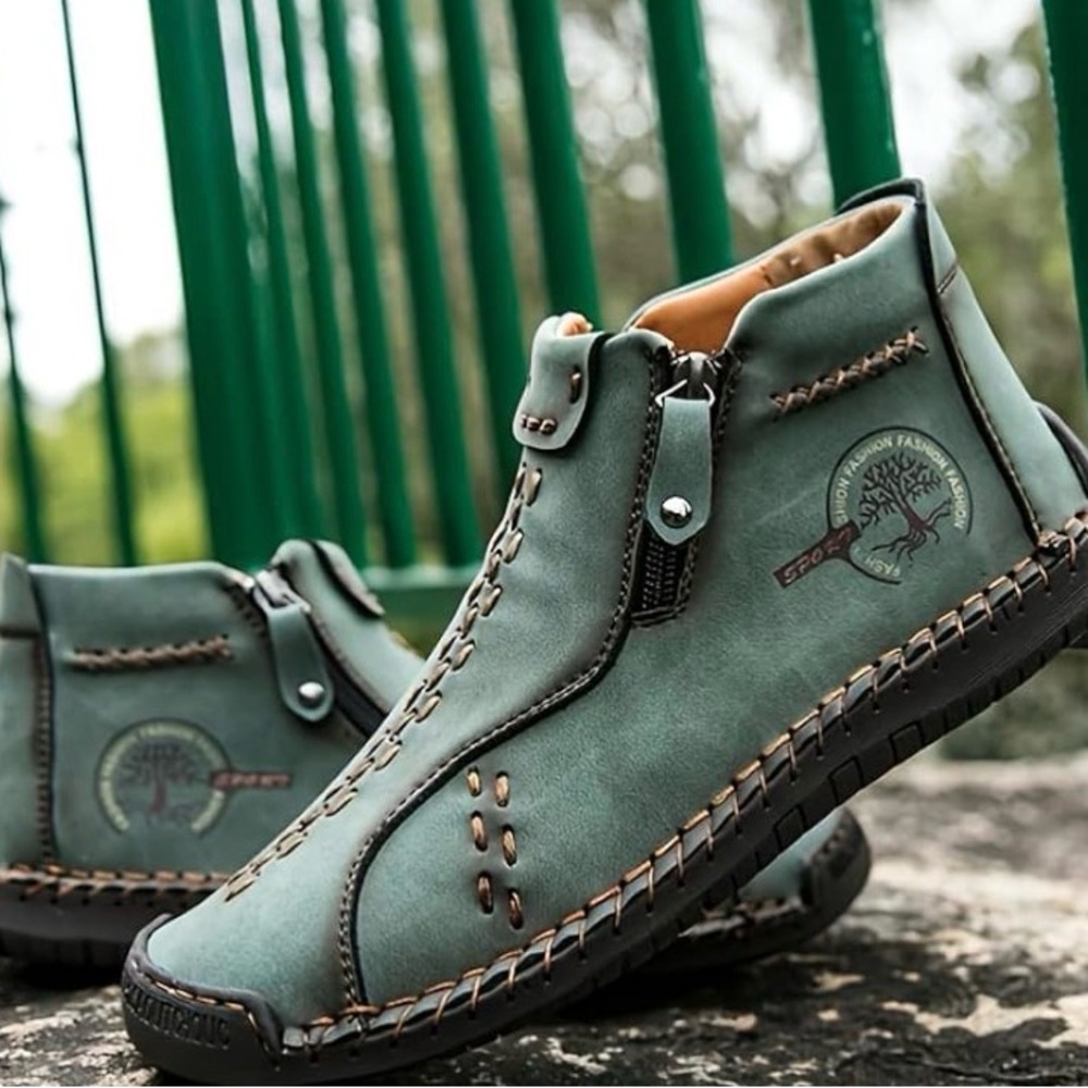 Men's or women’s Green Leather Boots size 8 men’s or 9 woman’s.